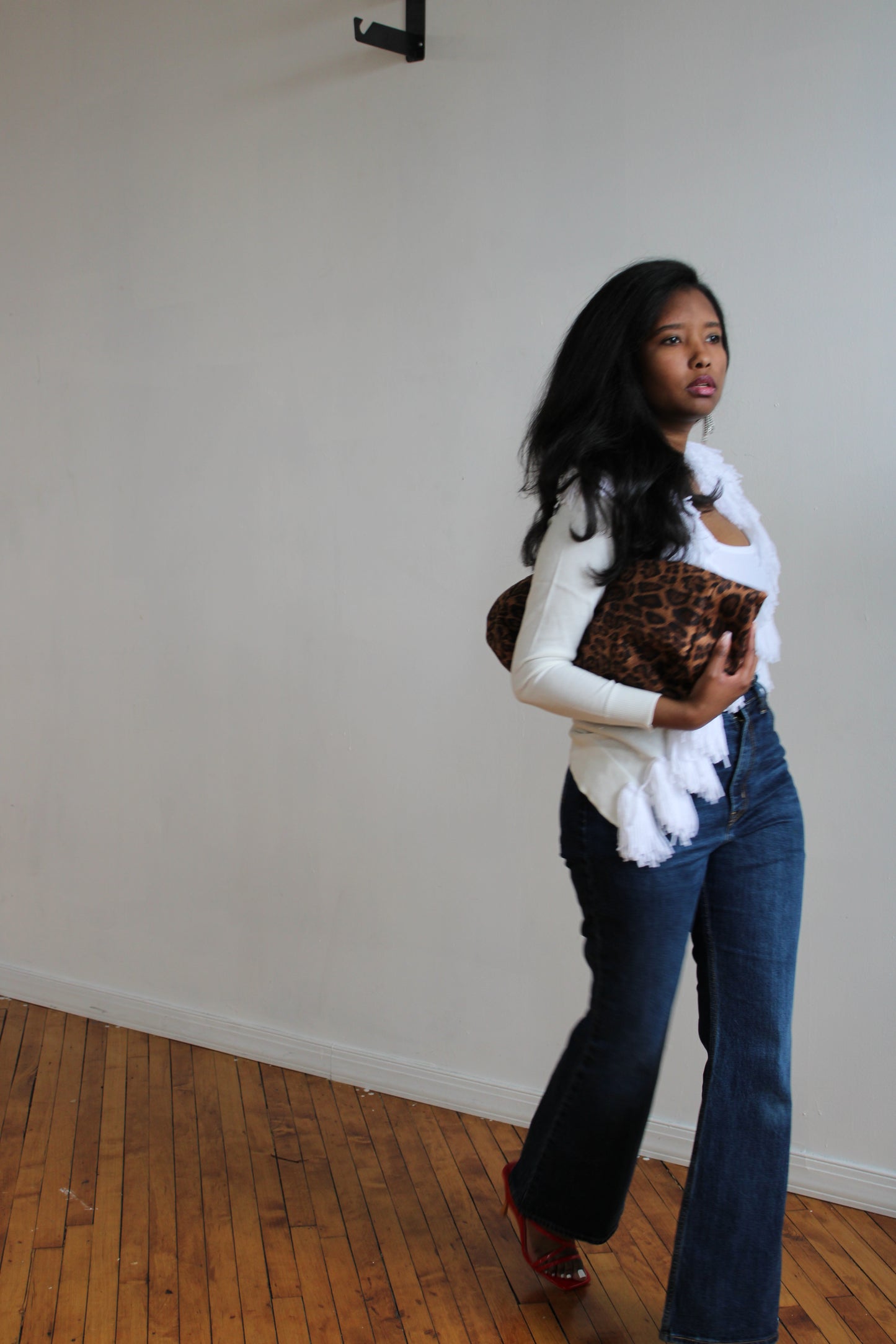 Nori Fringed Sweater- White